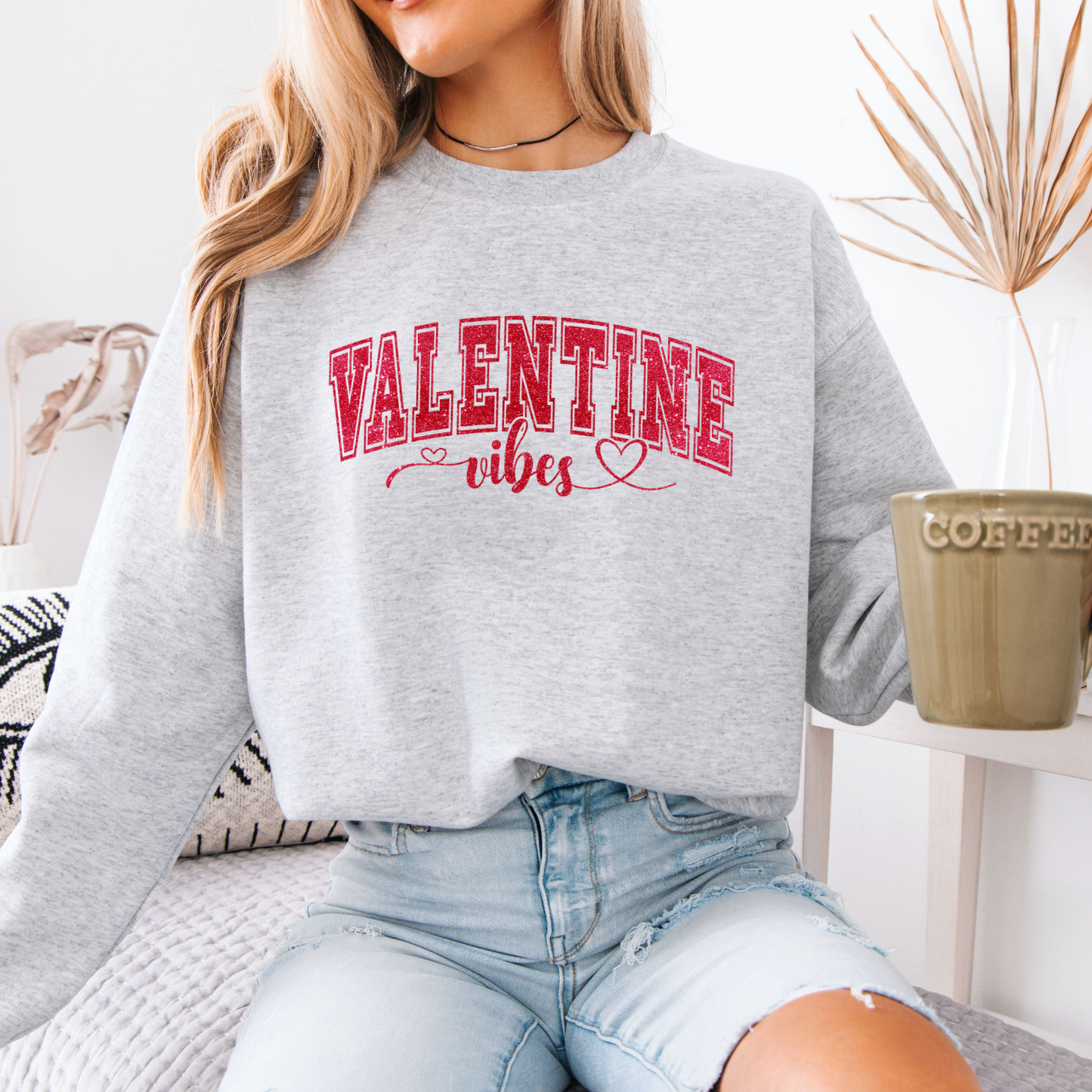 Valentine vibes graphic sweatshirt