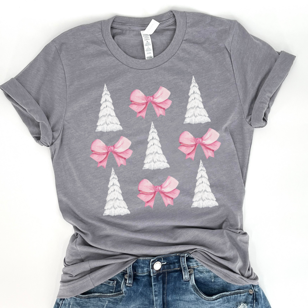 White Christmas tree coquette t-shirt with pink bows