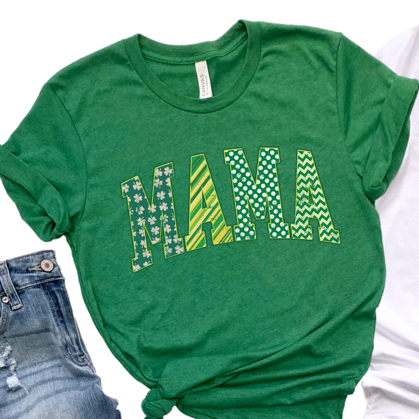 Saint Patrick's Day Mama graphic t-shirt